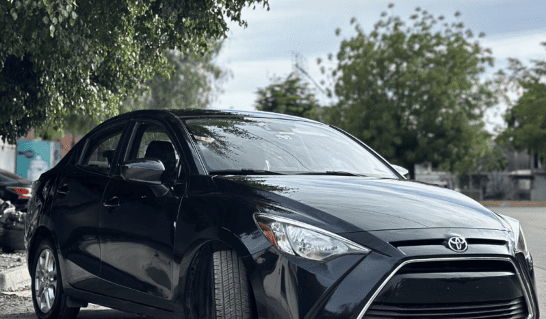 TOYOTA YARIS 2018 completo