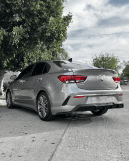 KIA RIO 2023 completo