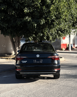 VOLKSWAGEN JETTA 2017 completo