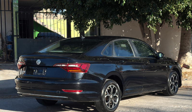 VOLKSWAGEN JETTA 2017 completo