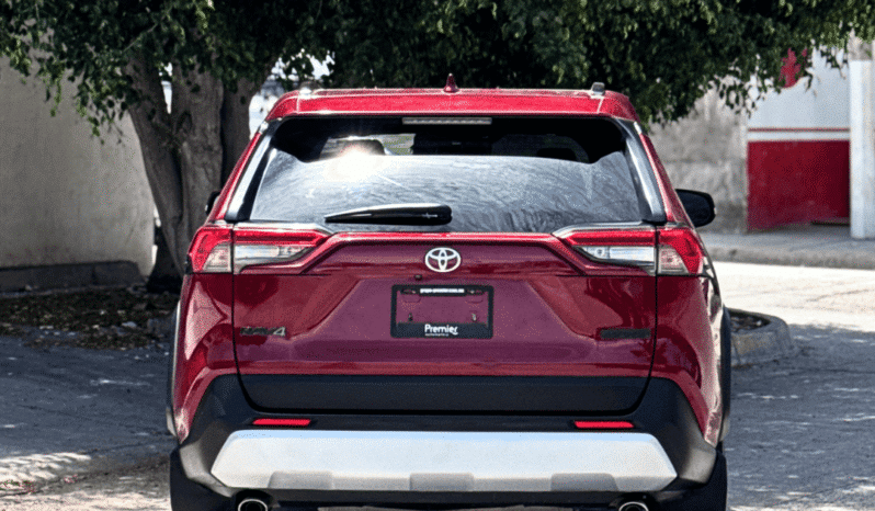TOYOTA RAV4 2020 completo