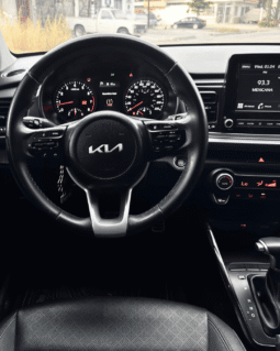 KIA RIO 2023 completo