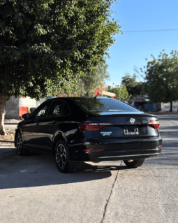 VOLKSWAGEN JETTA 2017 completo