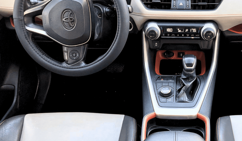 TOYOTA RAV 4 2020 completo