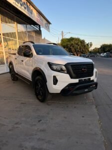 NISSAN FRONTIER 2021