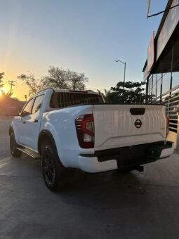 NISSAN FRONTIER 2021 completo
