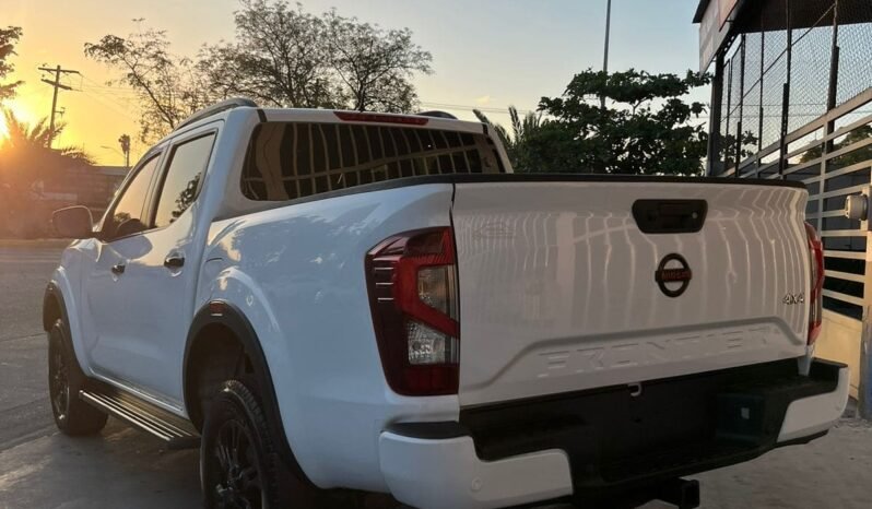 NISSAN FRONTIER 2021 completo