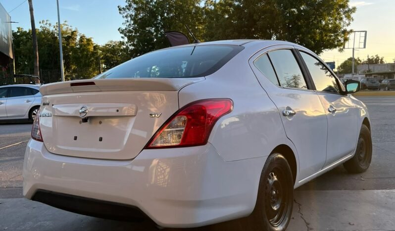 NISSAN VERSA 2017 completo