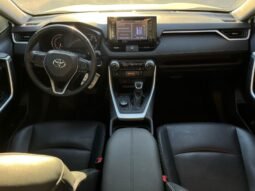 TOYOTA RAV4 2021 completo