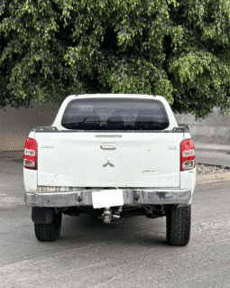 MITSUBISHI L200 2017 completo