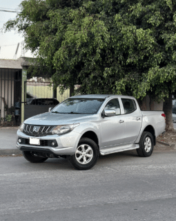 MITSUBISHI L200 2017 completo