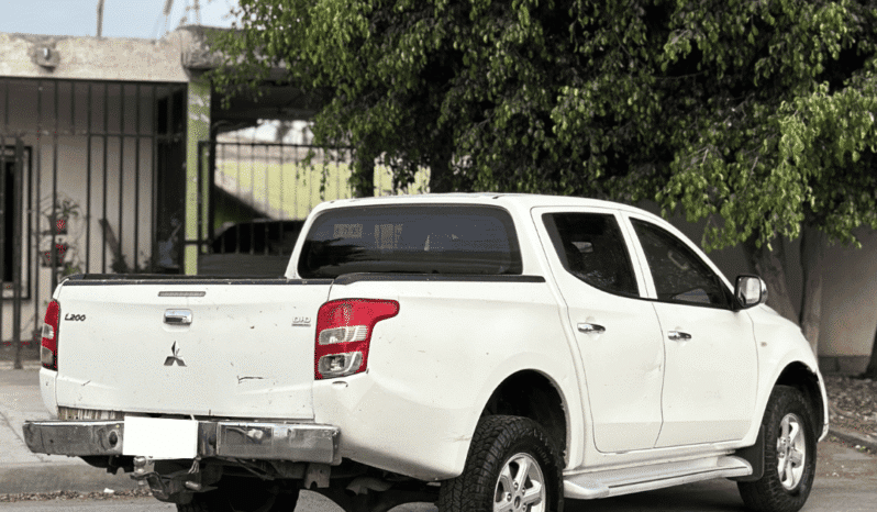 MITSUBISHI L200 2017 completo