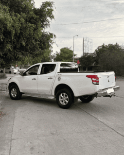 MITSUBISHI L200 2017 completo