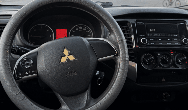 MITSUBISHI L200 2017 completo