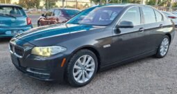 BMW 520iA  2016 completo