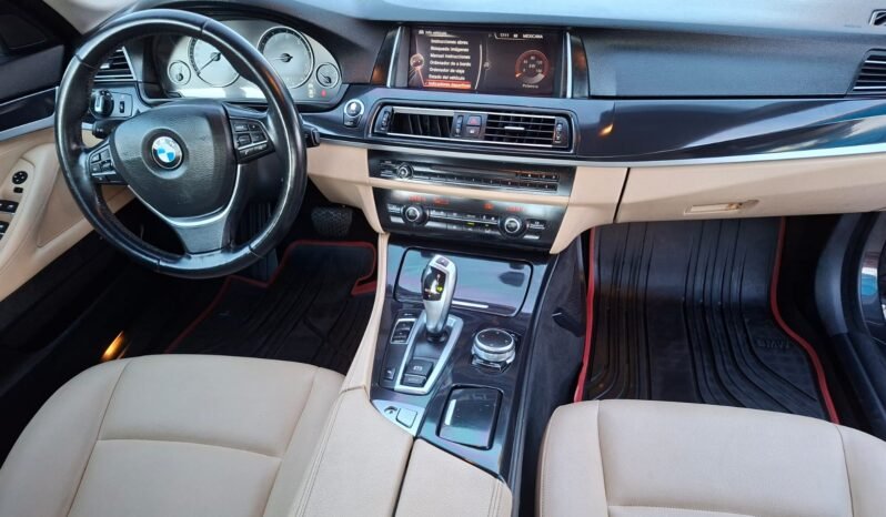 BMW 520iA  2016 completo