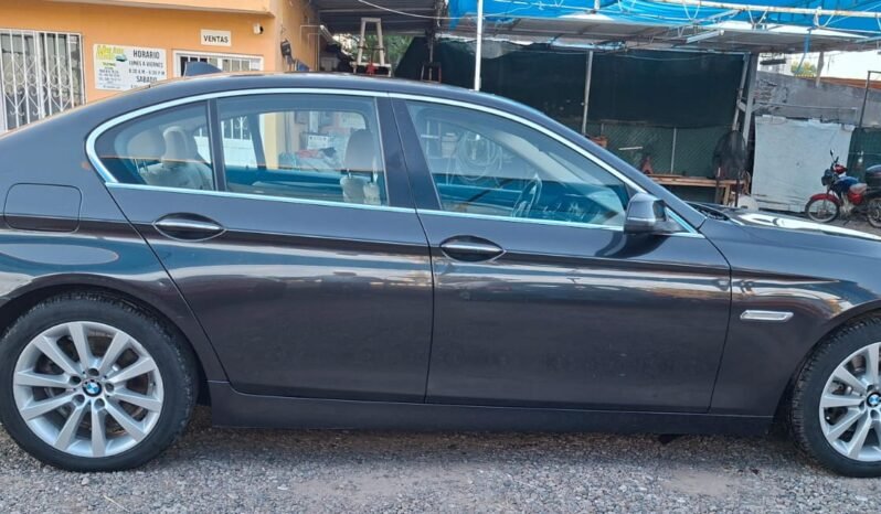 BMW 520iA  2016 completo