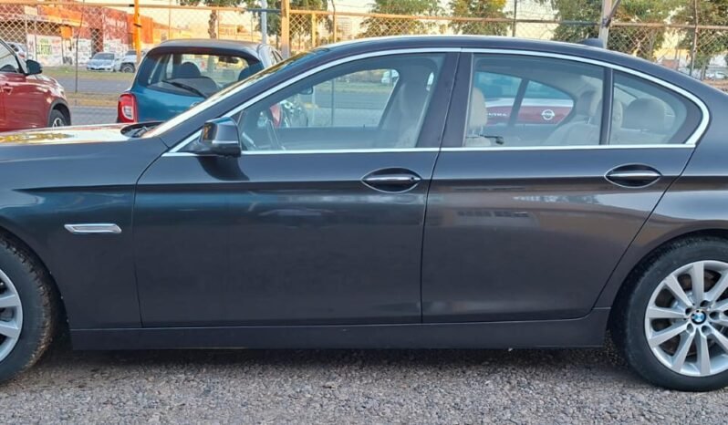 BMW 520iA  2016 completo