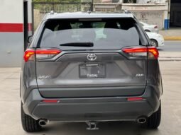 TOYOTA RAV4 2021 completo