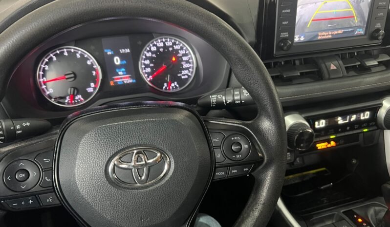 TOYOTA RAV4 2021 completo
