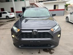 TOYOTA RAV4 2021 completo