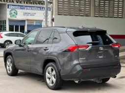 TOYOTA RAV4 2021 completo