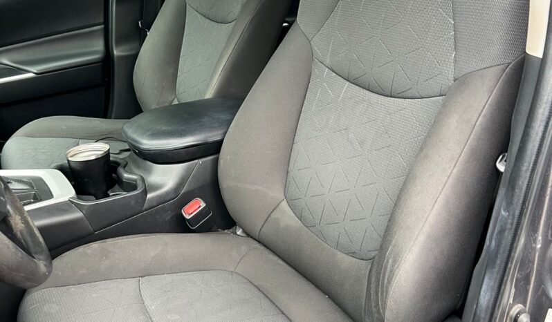 TOYOTA RAV4 2021 completo