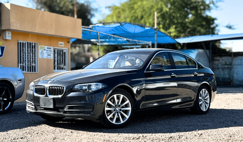 BMW 520 iA 2016 completo