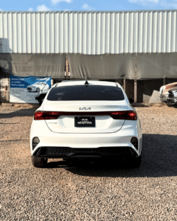 Kia Forte Gt 2024 completo