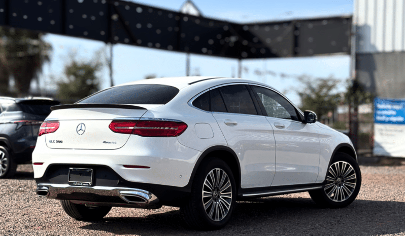 Mercedez Benz Glc 300 4Matic  2019 completo