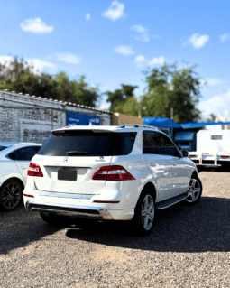 Mercedez Benz ML350 Sport Amg 2013 completo