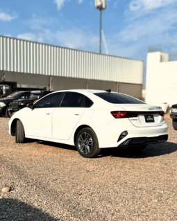 Kia Forte Gt 2024 completo