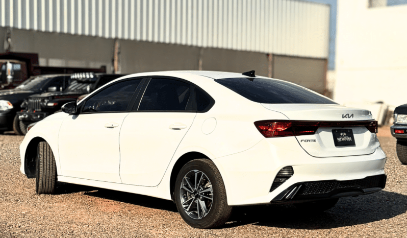 Kia Forte Gt 2024 completo