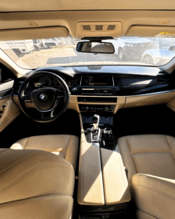 BMW 520 iA 2016 completo