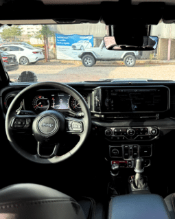 Jeep Wrangler Rubicon 2024 completo