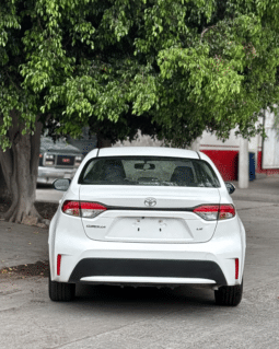 Toyota Corolla Le 2022 completo
