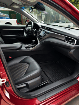 Toyota Camry 2018 SE completo
