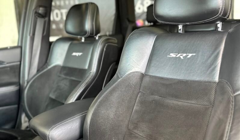 Jeep Grand Cherokee Srt 2014 completo
