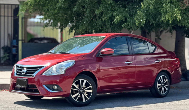 Nissan Versa Exclusive 2019 completo