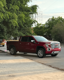 GMC Sierra Denali 2019 completo