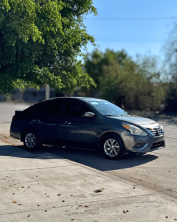 Nissan Versa Exclusive 2017 completo
