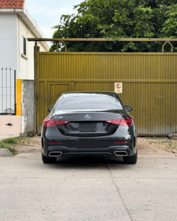 Mercedez-Benz C200 AMG 2022 completo