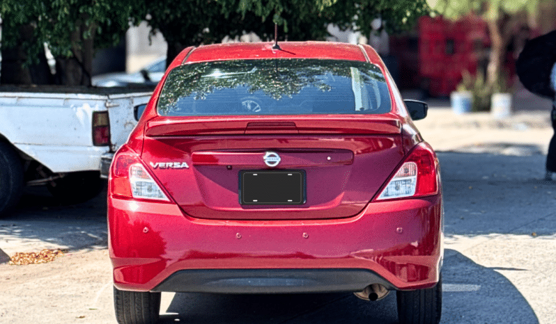Nissan Versa Exclusive 2019 completo