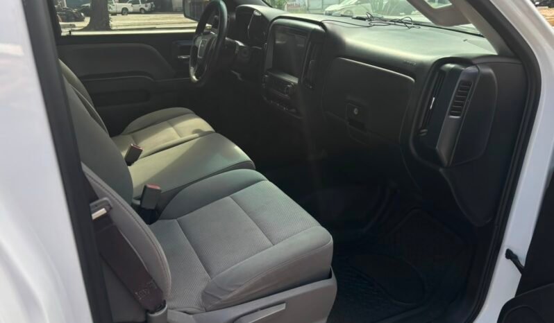GMC Sierra Cab Sencilla 2017 completo