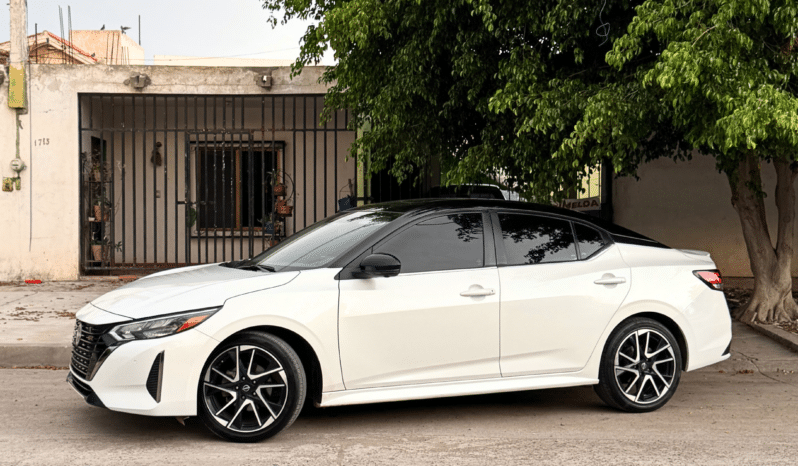 Nissan Sentra SR 2024 completo