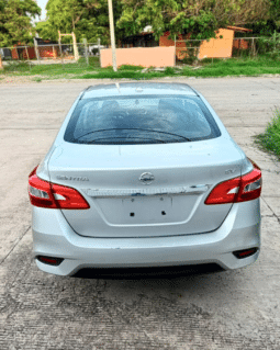 Nissan Sentra Sv  2017 completo