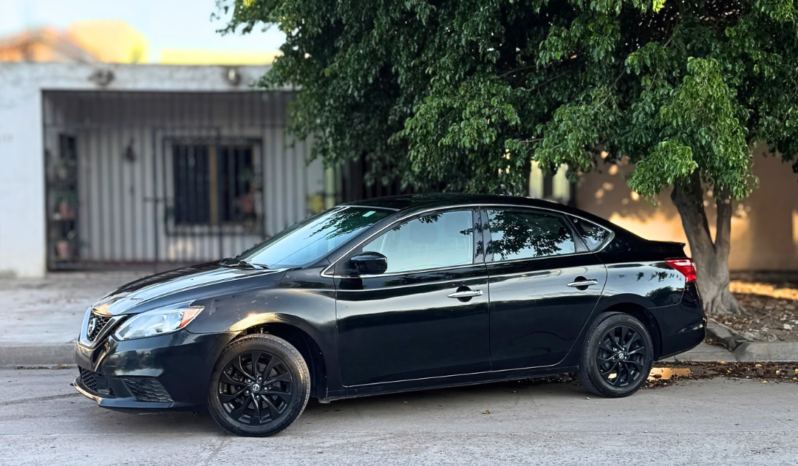 
								Nissan Sentra Advance 2018 completo									