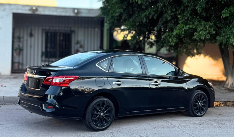 
								Nissan Sentra Advance 2018 completo									