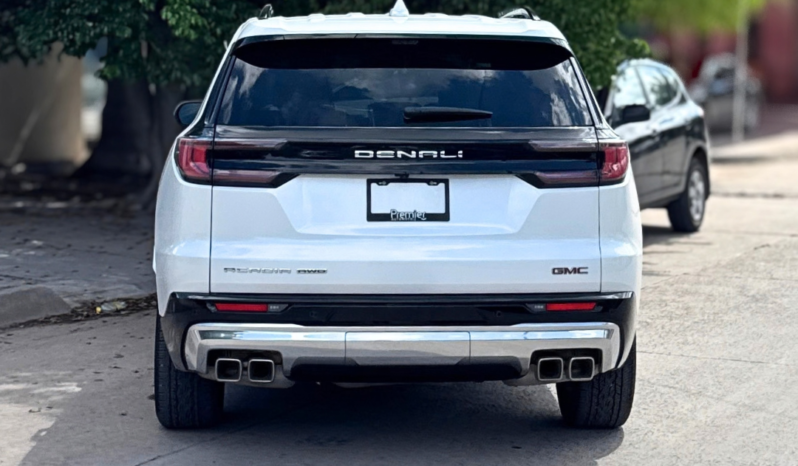 
								GMC Acadia Denali 2024 completo									