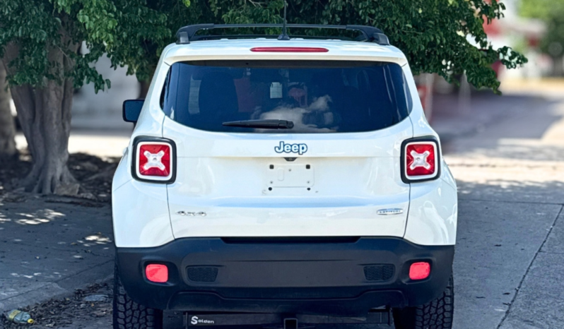 
								Jeep Renegade Latitude 2016 completo									